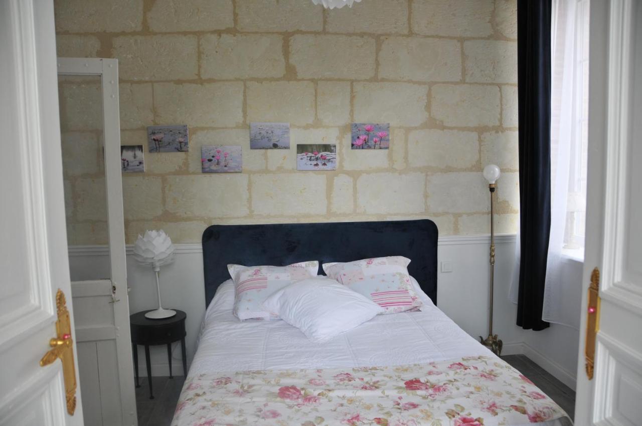 La Terrasse Facon Giverny - Gite 2 Personnes - Brain-sur-Allonnes Εξωτερικό φωτογραφία